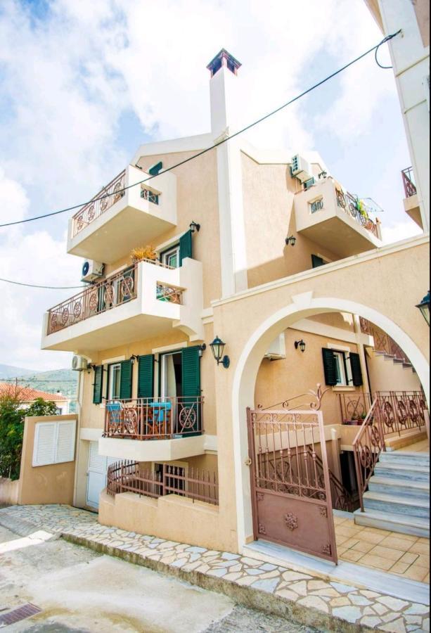 Elena'S Apartment 3 Argostoli  Buitenkant foto